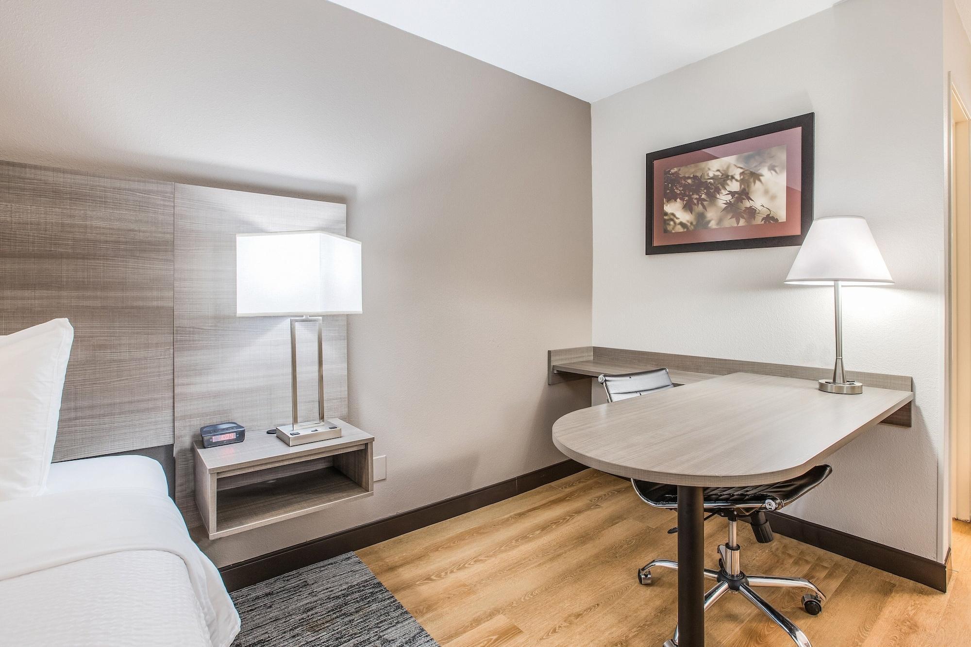 Red Roof Inn Lansing West - Msu Εξωτερικό φωτογραφία