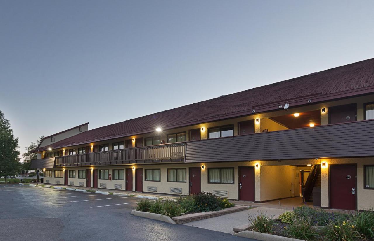 Red Roof Inn Lansing West - Msu Εξωτερικό φωτογραφία